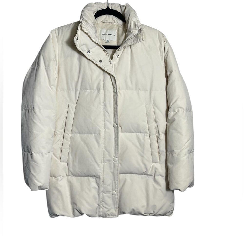 Banana Republic coat size small women’s‎ cream light beige feather down coat 🩷